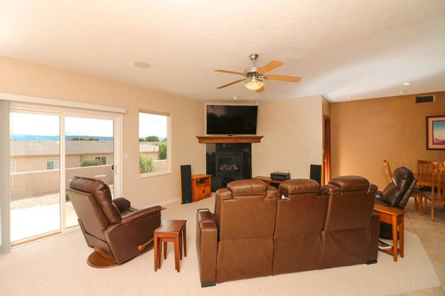 856 Summer Bend Court, Grand Junction, CO 81506