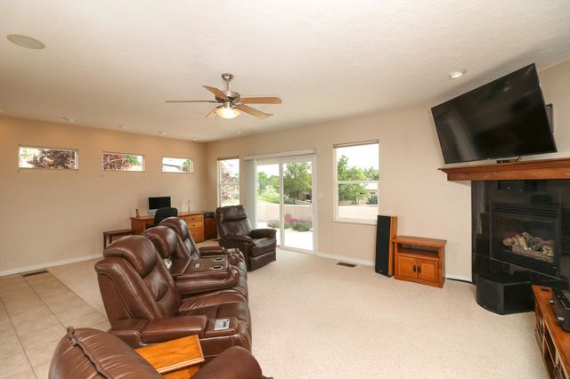 856 Summer Bend Court, Grand Junction, CO 81506