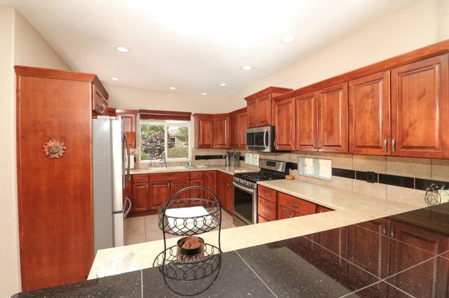 856 Summer Bend Court, Grand Junction, CO 81506