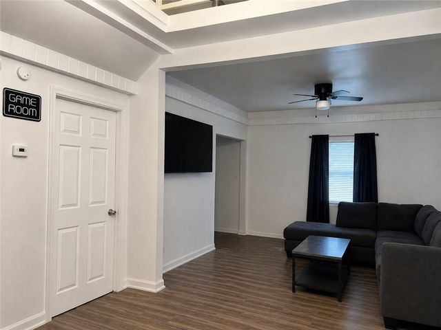 4524 AGNES Street, Kansas City, MO 64130