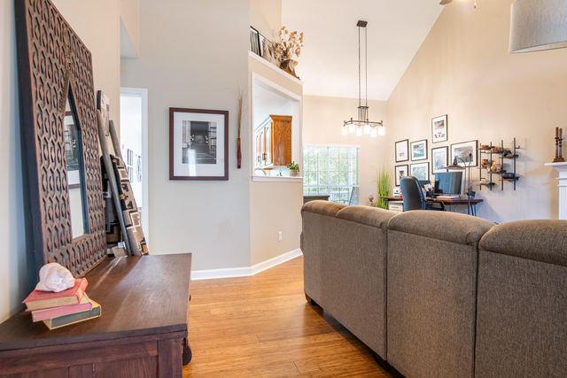 6747 Sawtooth Drive, Ooltewah, TN 37363