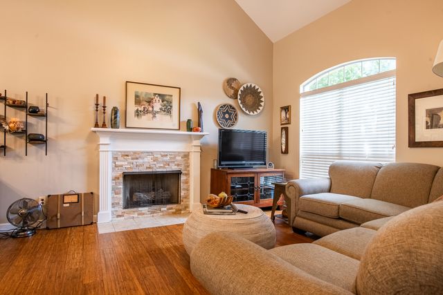 6747 Sawtooth Drive, Ooltewah, TN 37363