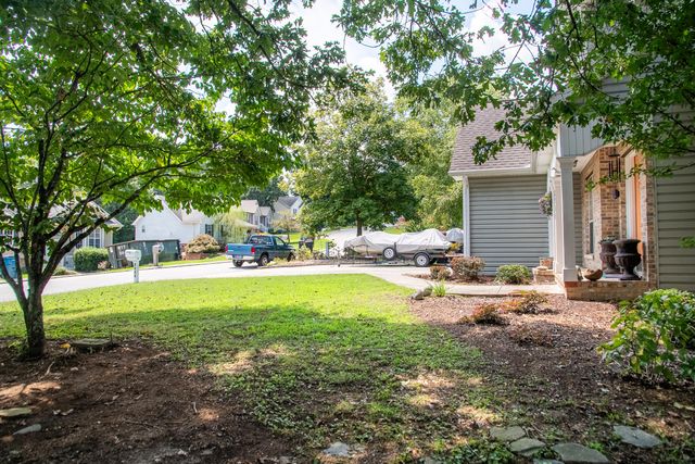 6747 Sawtooth Drive, Ooltewah, TN 37363