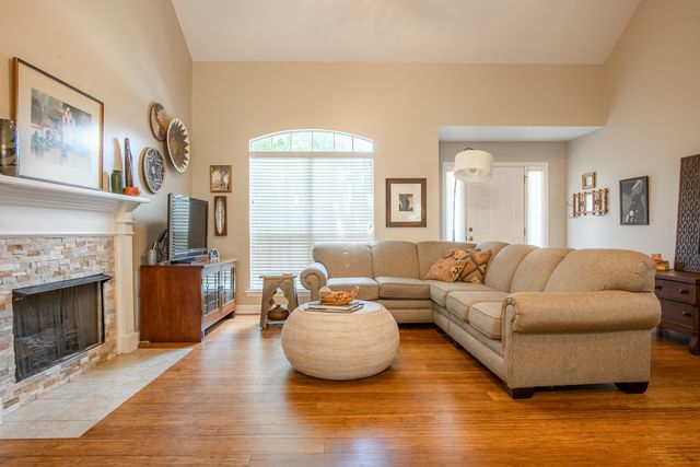 6747 Sawtooth Drive, Ooltewah, TN 37363