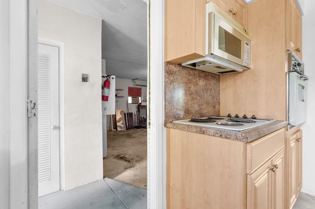 1941 NE 28th Avenue, Pompano Beach, FL 33062