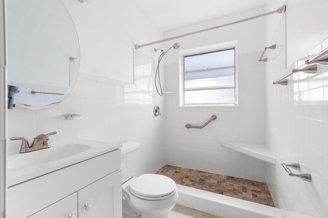 1941 NE 28th Avenue, Pompano Beach, FL 33062