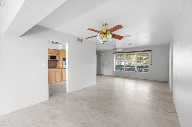 1941 NE 28th Avenue, Pompano Beach, FL 33062