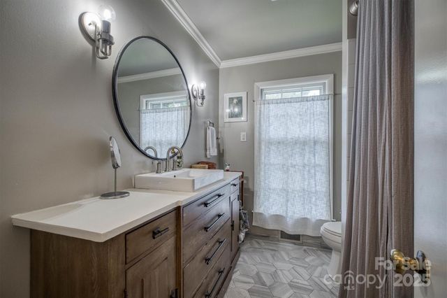 106 Woodside Place, Morganton, NC 28655