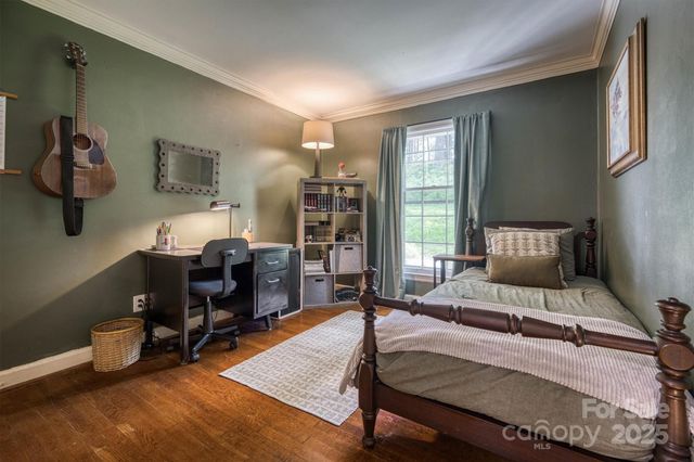 106 Woodside Place, Morganton, NC 28655