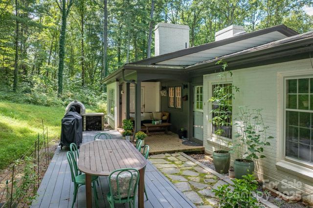 106 Woodside Place, Morganton, NC 28655