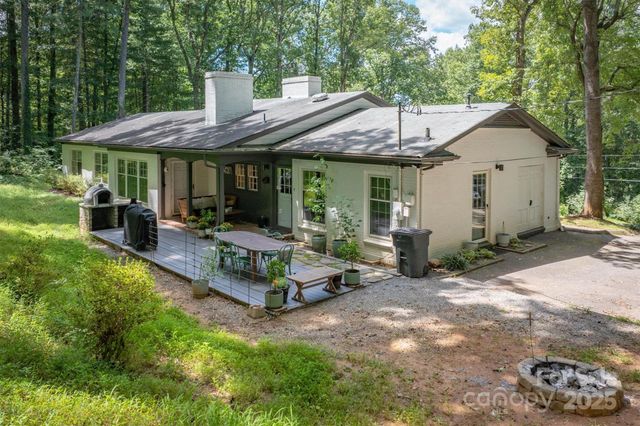 106 Woodside Place, Morganton, NC 28655
