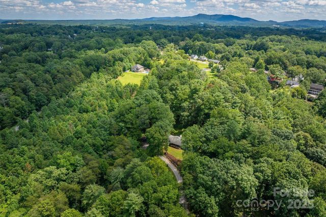 106 Woodside Place, Morganton, NC 28655