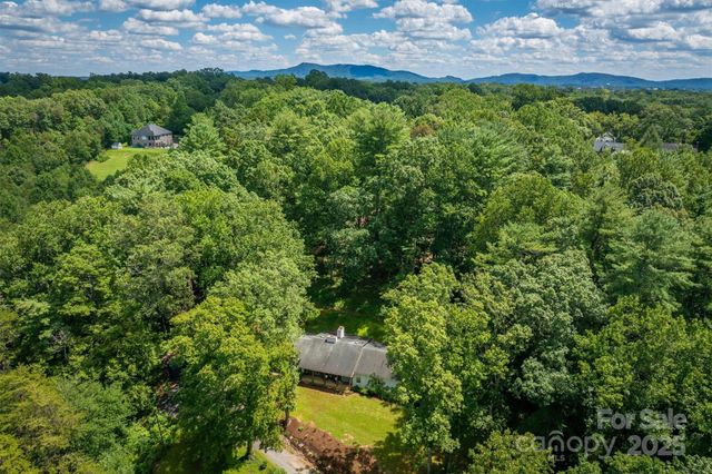 106 Woodside Place, Morganton, NC 28655