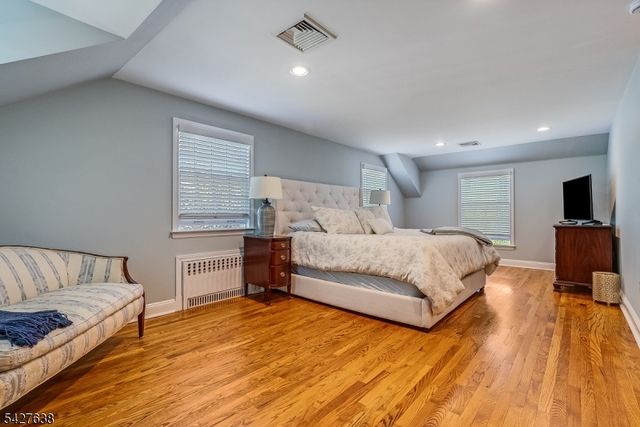 364 Dogwood Way, Mountainside Boro, NJ 07092