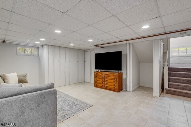 364 Dogwood Way, Mountainside Boro, NJ 07092