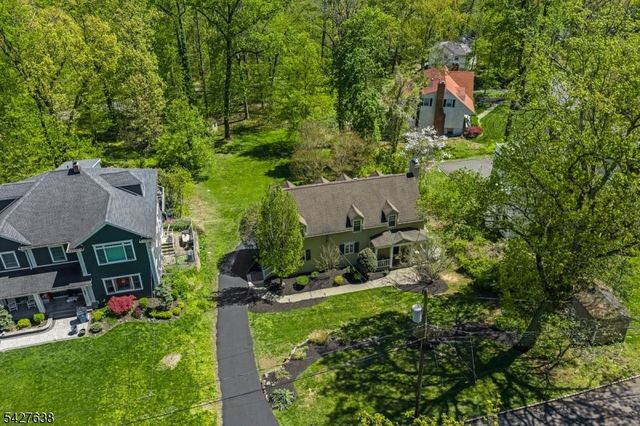 364 Dogwood Way, Mountainside Boro, NJ 07092