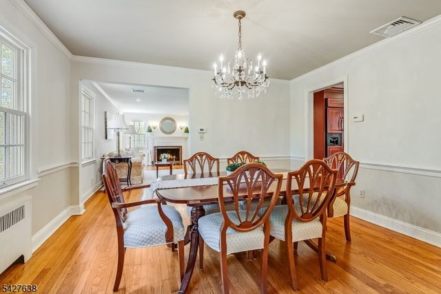 364 Dogwood Way, Mountainside Boro, NJ 07092