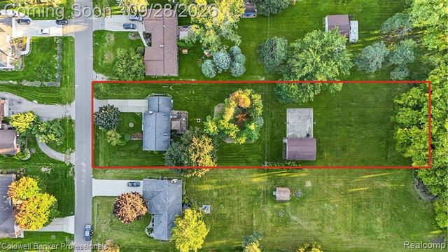 2790 Walbridge Road, Rochester Hills, MI 48307