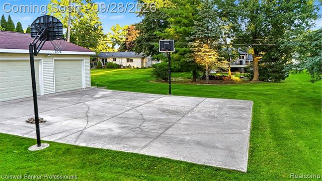 2790 Walbridge Road, Rochester Hills, MI 48307