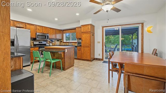 2790 Walbridge Road, Rochester Hills, MI 48307