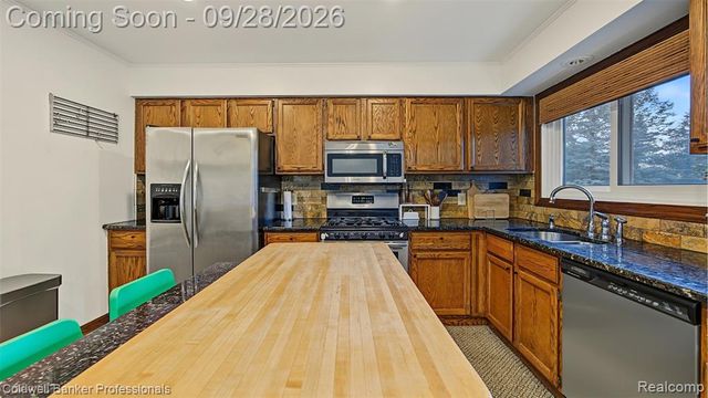2790 Walbridge Road, Rochester Hills, MI 48307