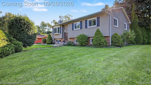 2790 Walbridge Road, Rochester Hills, MI 48307