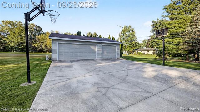 2790 Walbridge Road, Rochester Hills, MI 48307