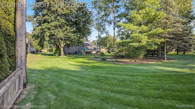 2790 Walbridge Road, Rochester Hills, MI 48307
