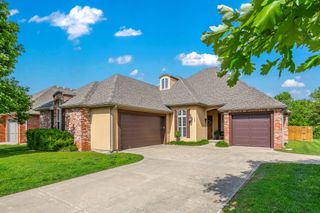 1086 South Joshua Avenue, Republic, MO 65738