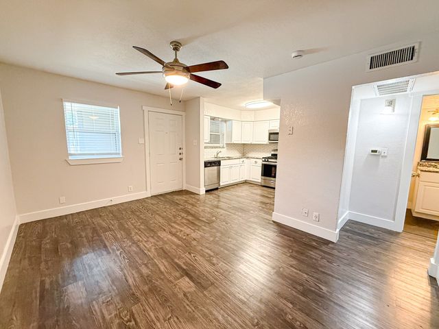 5928 Fletcher Avenue 24, Fort Worth, TX 76107