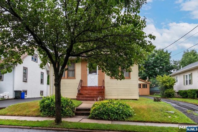 54 Cane Street, Bogota, NJ 07603