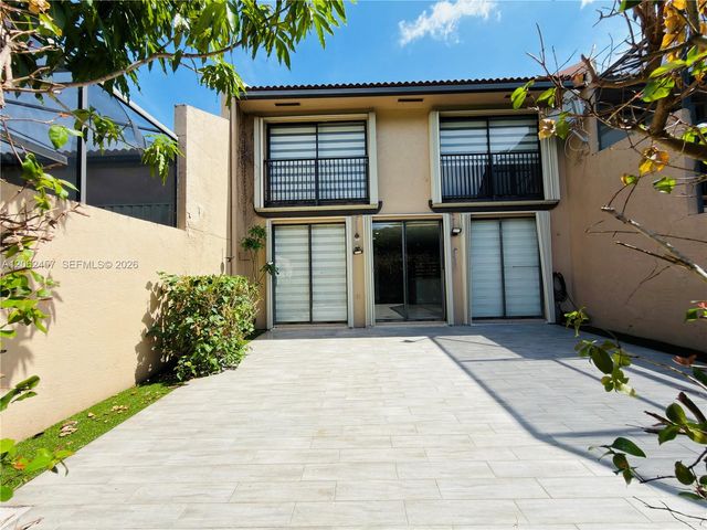 3957 Adra Avenue F49, Doral, FL 33178