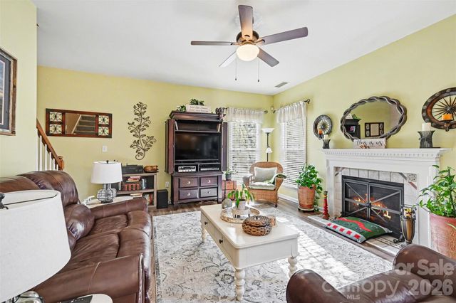 10443 Henbane Court, Charlotte, NC 28213