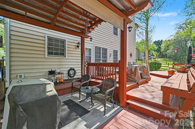 10443 Henbane Court, Charlotte, NC 28213