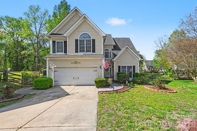 10443 Henbane Court, Charlotte, NC 28213