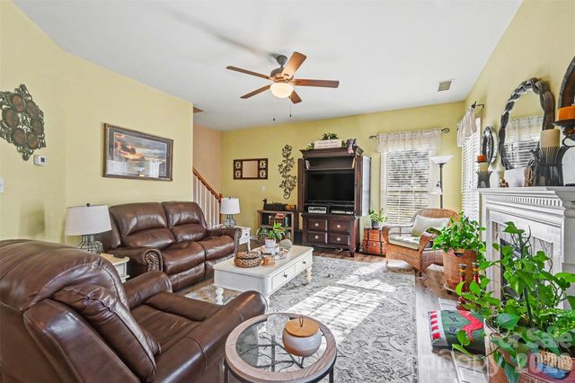 10443 Henbane Court, Charlotte, NC 28213