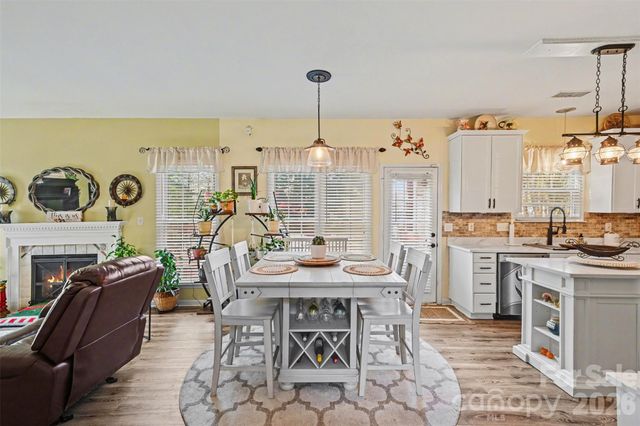 10443 Henbane Court, Charlotte, NC 28213