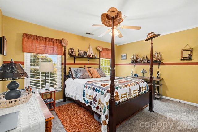 10443 Henbane Court, Charlotte, NC 28213