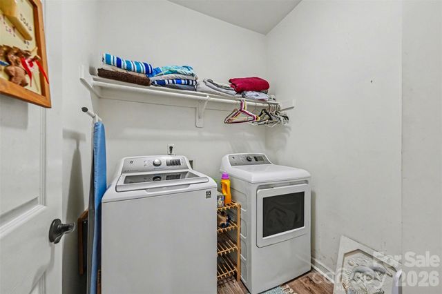 10443 Henbane Court, Charlotte, NC 28213