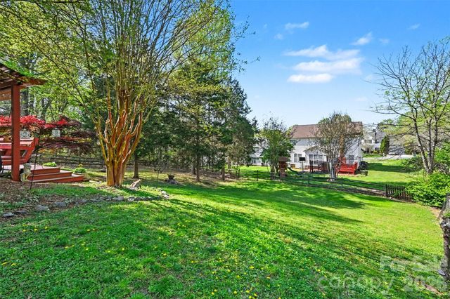 10443 Henbane Court, Charlotte, NC 28213