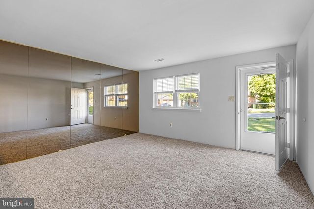 8 MOZART WAY, Newark, DE 19702
