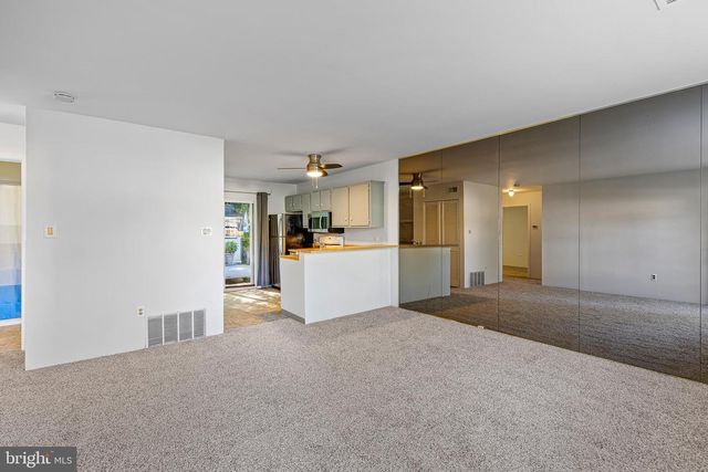 8 MOZART WAY, Newark, DE 19702