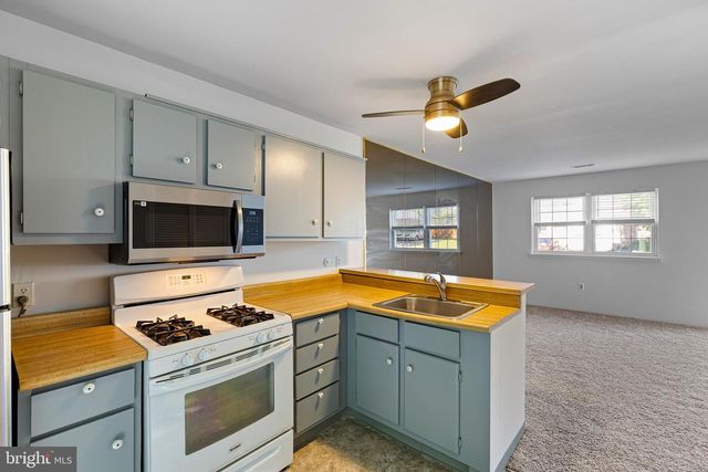 8 MOZART WAY, Newark, DE 19702