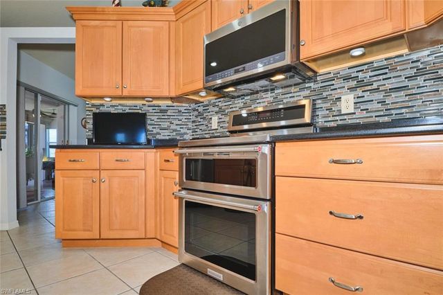 844 NE 6th AVE, Cape Coral, FL 33909