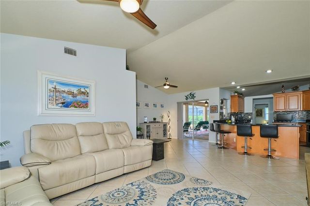 844 NE 6th AVE, Cape Coral, FL 33909