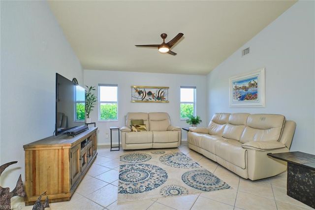 844 NE 6th AVE, Cape Coral, FL 33909