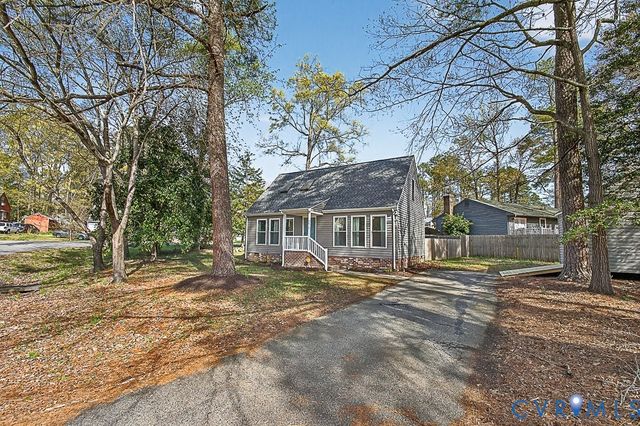 3812 Brevard Ct, Colonial Heights, VA 23834