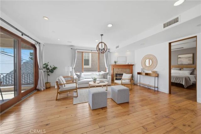 614 Orchid Avenue, Corona Del Mar, CA 92625