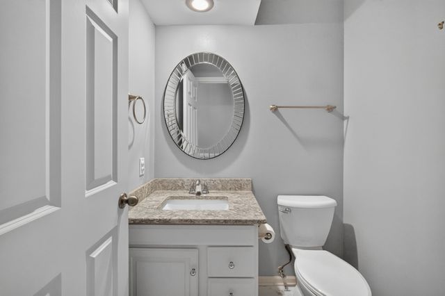 5713 Pommel Court, West Des Moines, IA 50266