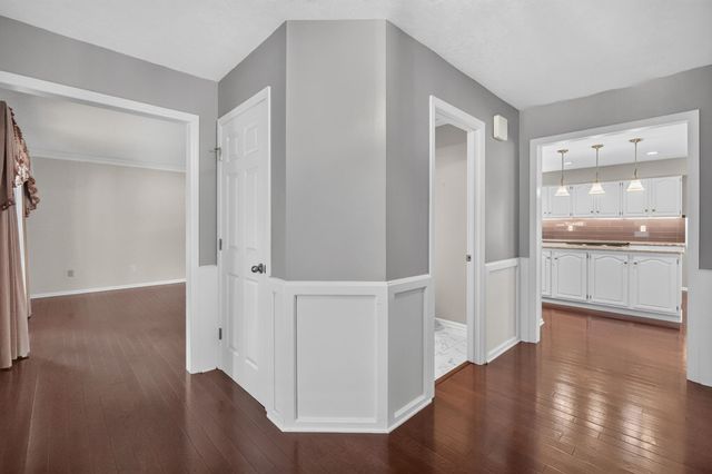 5713 Pommel Court, West Des Moines, IA 50266